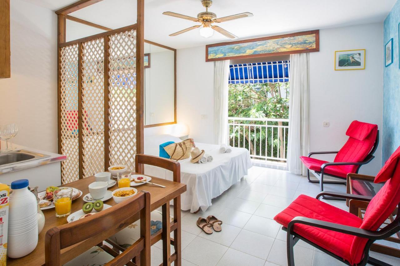 Estel Blanc Apartments - Adults Only Cala'N Blanes  Cameră foto